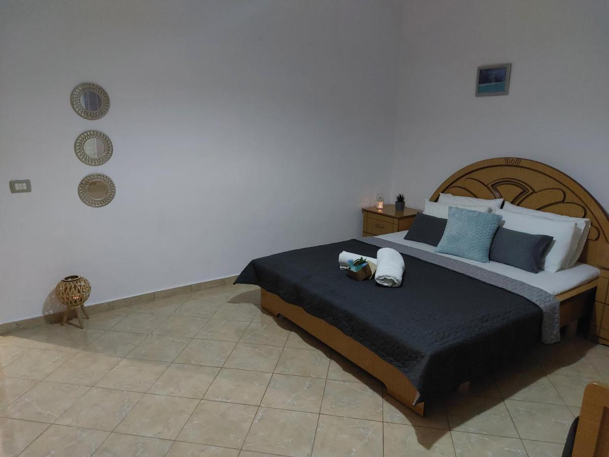 Orange Guest House Dhërmi 외부 사진