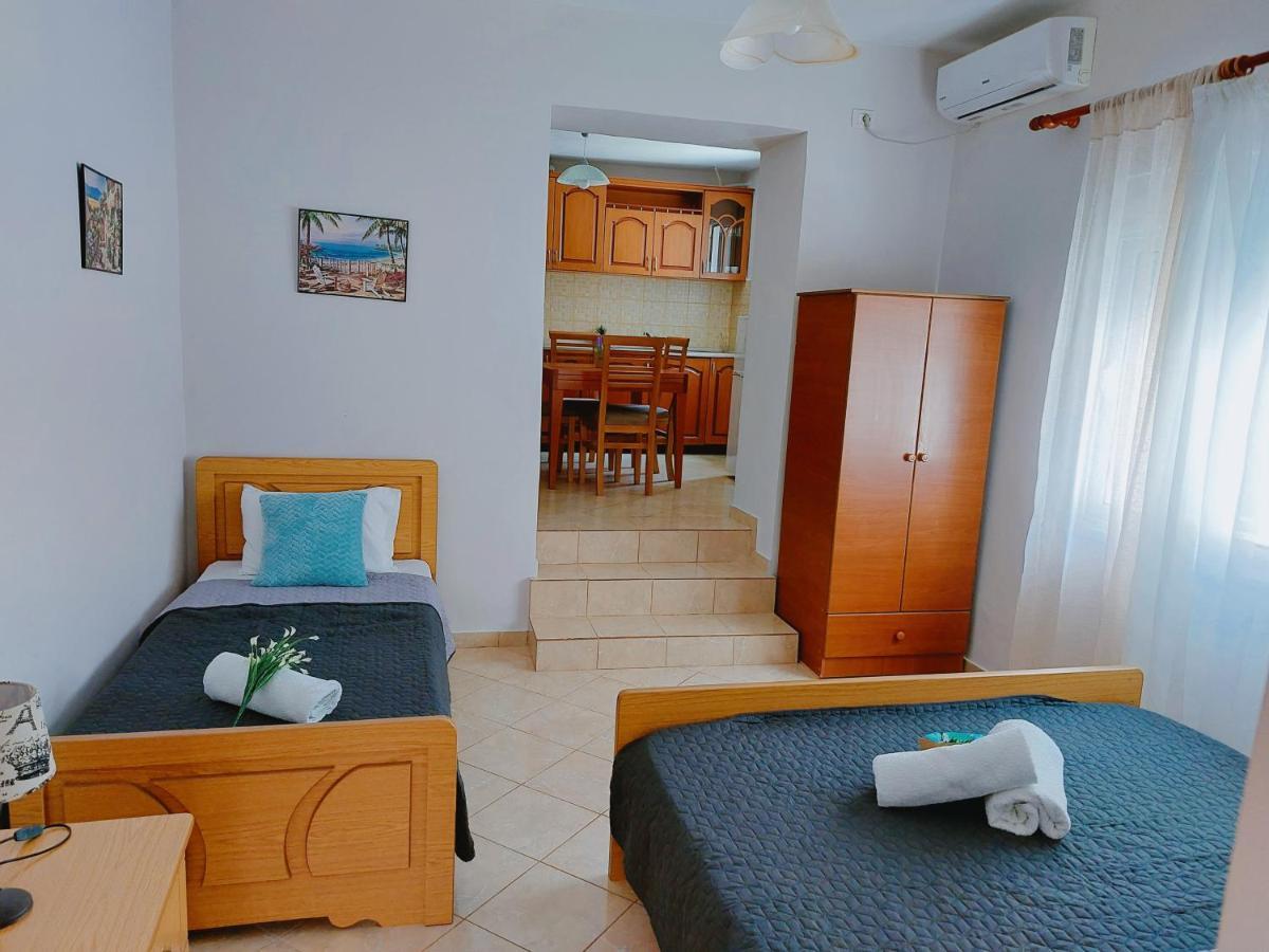 Orange Guest House Dhërmi 외부 사진